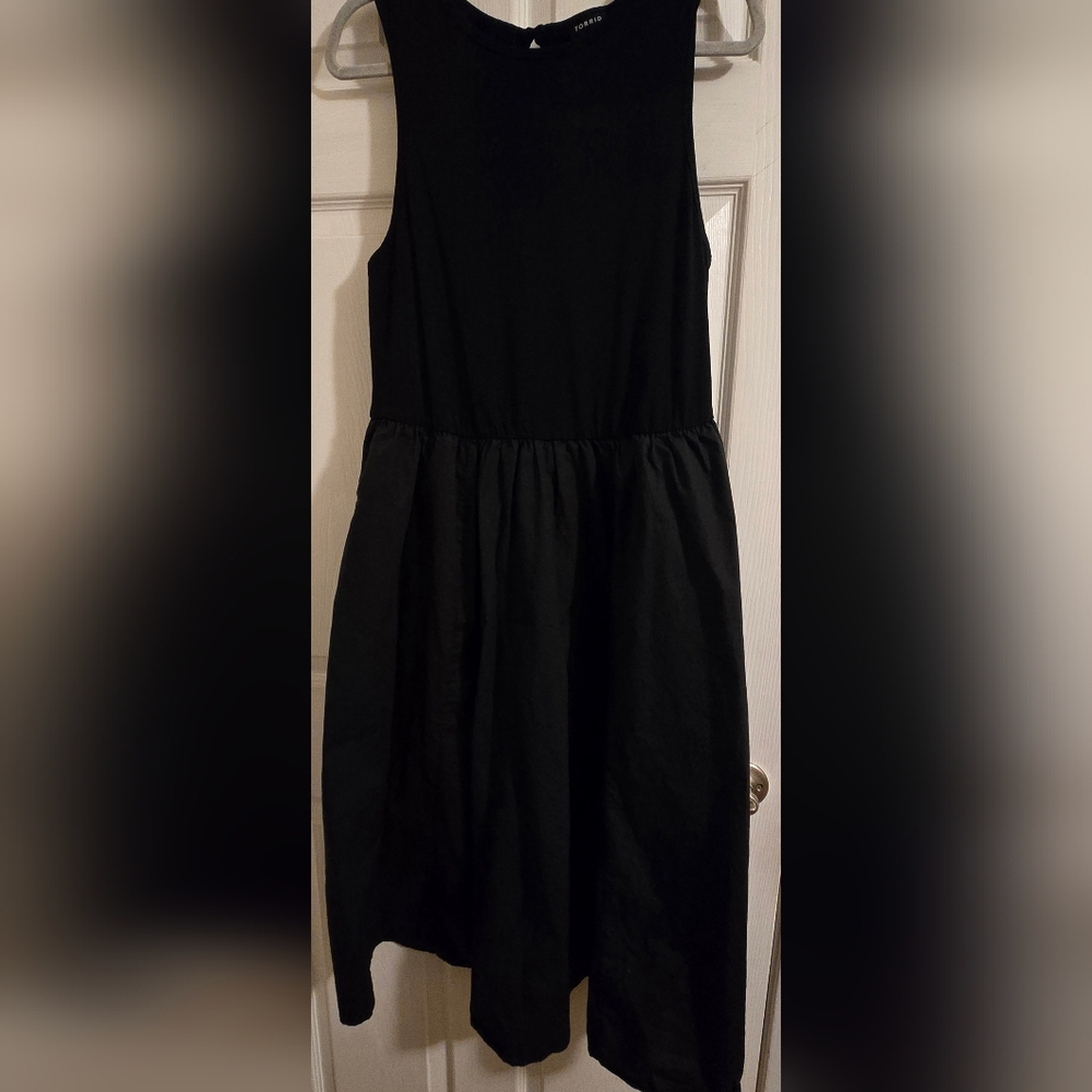 Torrid Black Sleeveless Scoop Neck Dress - Picture 1 of 3